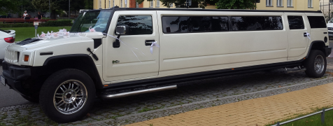 Berlin Hummerlimo image 3