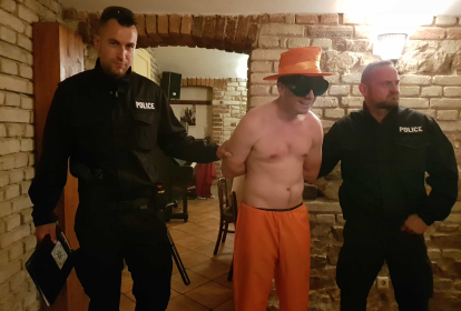 Prag Arrestera brudgummen image 3