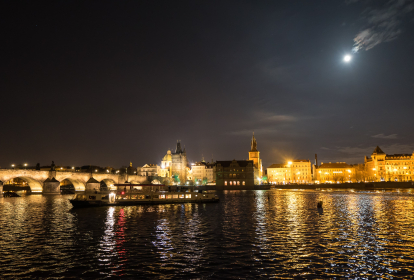 Prag Privat Strippbåt image 5