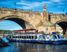 Prag Privat Strippbåt image 4