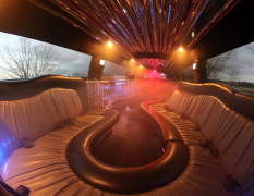 Gdansk Hummer Strip-Limo image 3