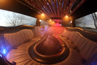 Gdansk Hummer Strip-Limo image 3