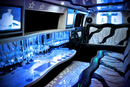 Gdansk Hummer Strip-Limo image 7