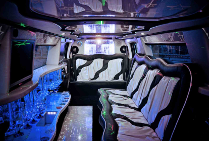 Gdansk Hummer Strip-Limo image 11